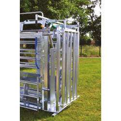 Cage de manipulation LFM - Parois largeur fixe - Panneaux latéraux tôlés à partie haute ouvrante Cage de manipulation LFM - Parois largeur fixe - Panneaux latéraux tôlés à partie haute ouvrante