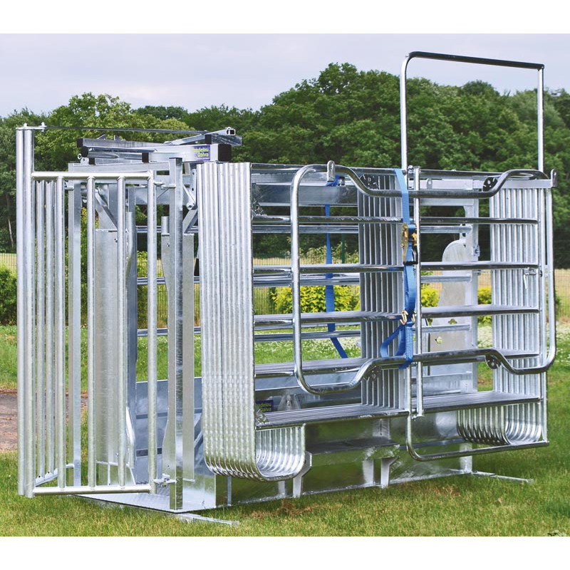 Cage de manipulation LFM - Parois largeur fixe - Panneaux latéraux tôlés à partie haute ouvrante Cage de manipulation LFM - Parois largeur fixe - Panneaux latéraux tôlés à partie haute ouvrante