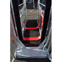 Cage de contention LVM - 4 portillons - Parois largeur variable - Panneaux latéraux