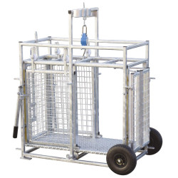 Cage de pesage roulante pour ovins avec cadran de pesée 