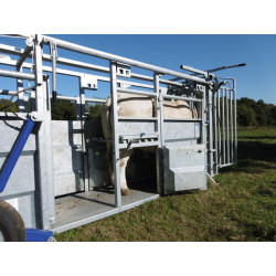 Couloir de contention mobile hydraulique