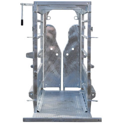 Cage de manipulation LFM  - Parois largeur fixe - Panneaux latéraux tôlés à partie haute ouvrante