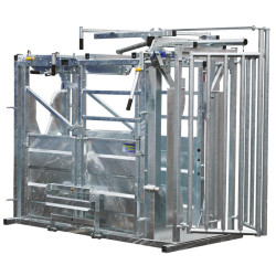 Cage de contention LFM - 4 portillons - Parois largeur fixe - Panneaux latéraux Cage de contention LFM - 4 portillons - Parois largeur fixe - Panneaux latéraux