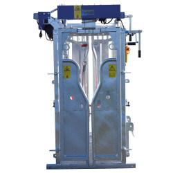 Cage de contention LFM - 4 portillons - Parois largeur fixe - Panneaux latéraux Cage de contention LFM - 4 portillons - Parois largeur fixe - Panneaux latéraux