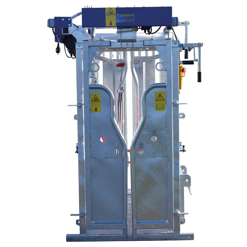 Cage de contention LFM - 4 portillons - Parois largeur fixe - Panneaux latéraux Cage de contention LFM - 4 portillons - Parois largeur fixe - Panneaux latéraux