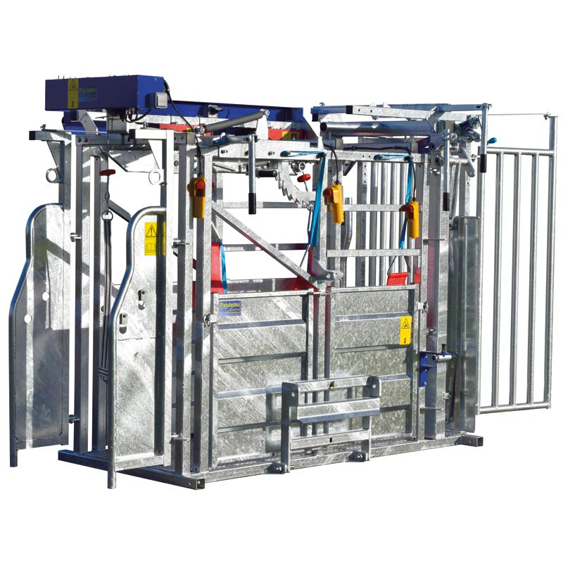 Cage de contention LFM - 4 portillons - Parois largeur fixe - Panneaux latéraux Cage de contention LFM - 4 portillons - Parois largeur fixe - Panneaux latéraux