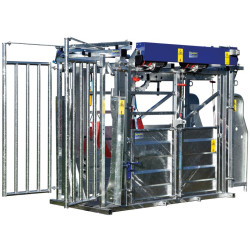 Cage de contention LFM - 4 portillons - Parois largeur fixe - Panneaux latéraux Cage de contention LFM - 4 portillons - Parois largeur fixe - Panneaux latéraux
