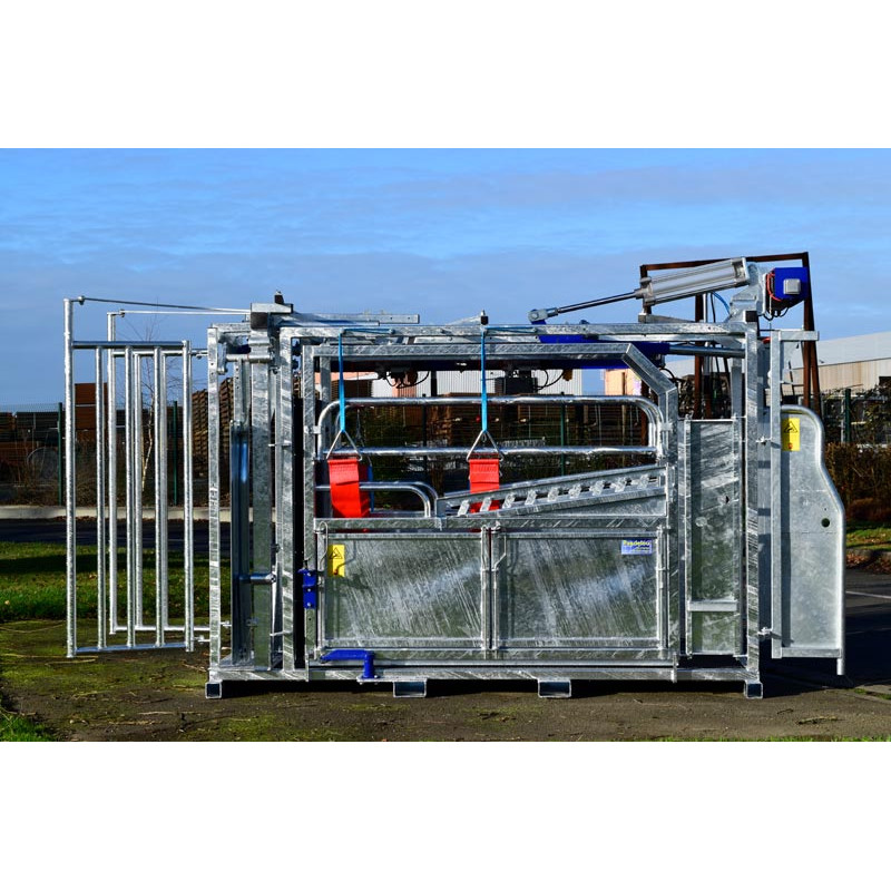 Cage de contention LVM - 4 portillons - Parois largeur variable - Panneaux latéraux Cage de contention LVM - 4 portillons - Parois largeur variable - Panneaux latéraux