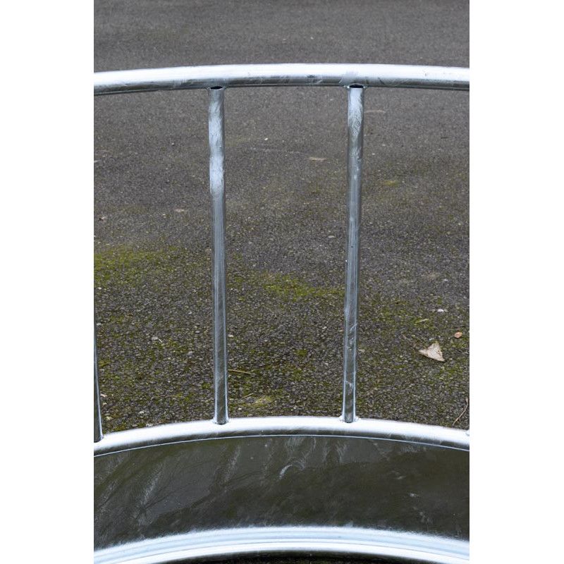 Râtelier de prairie rond avec barreaudage droit