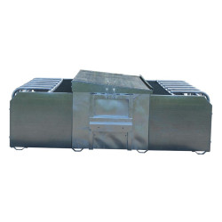 Nourrisseur sélectif 450 L avec double parc pour agneaux Nourrisseur sélectif 450 L avec double parc pour agneaux